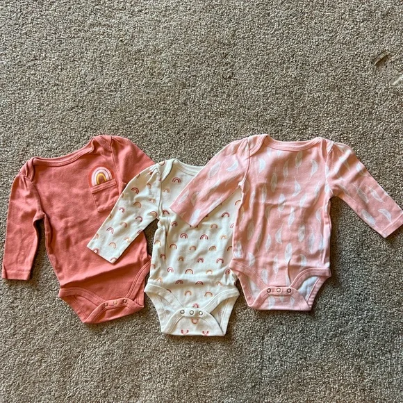 Baby Girl Size 0-3 Month Clothes - Picture 5 of 8